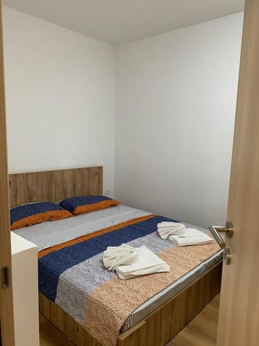 Central City Apartment Apartman